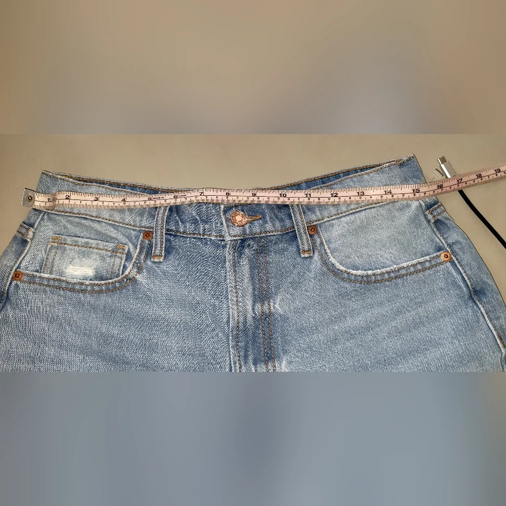 Sneak Peek Blue Jean Shorts with Distressed Raw Hem - Picture 3 of 5